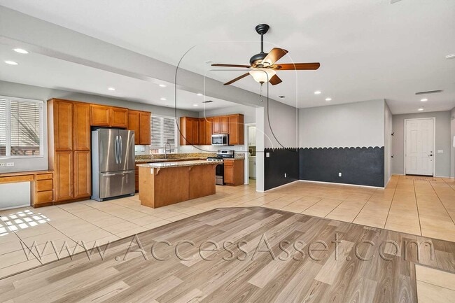 Building Photo - Charming 3 Bed/2 Bath Home In A Desirable ...