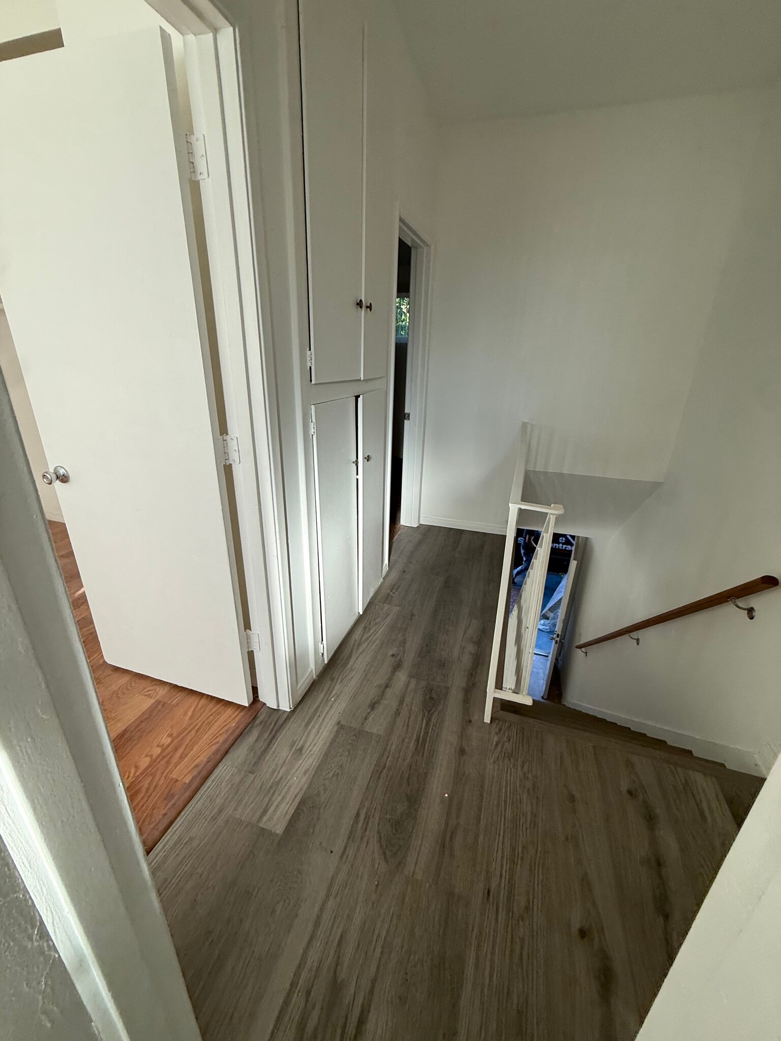 Hallways - 14642 Calvert St