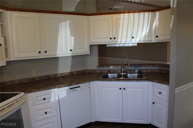 Building Photo - 10514 Winchester Ct