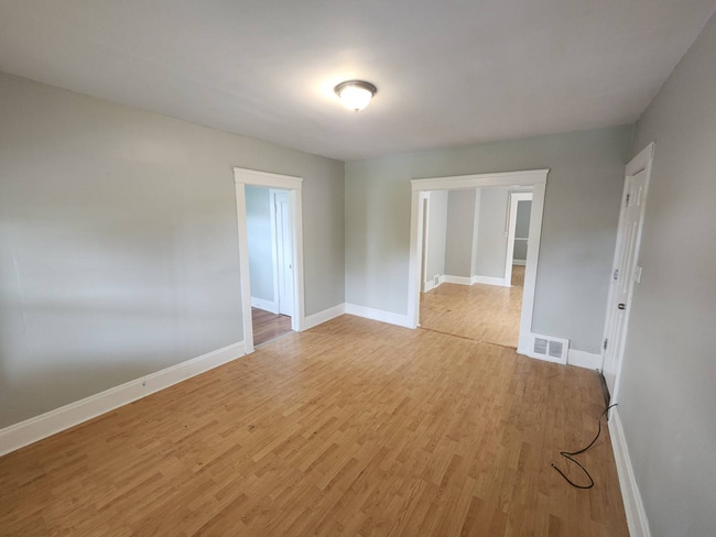 Building Photo - 13302 Ferris Ave