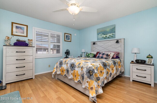 Building Photo - 1047 Small Ct