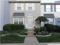 Building Photo - 45 Liverpool Ct