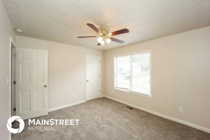 Building Photo - 1056 Whistle Dr