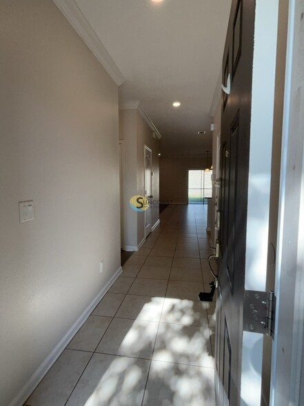 Building Photo - 7250 Claremont Creek Dr