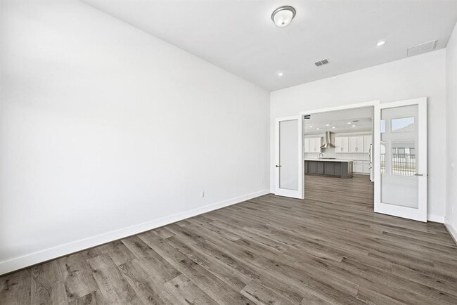 Building Photo - 9201 Spire View