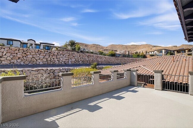 Building Photo - 11 Grand Masters Dr