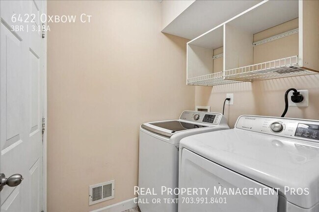 Building Photo - 6422 Oxbow Ct