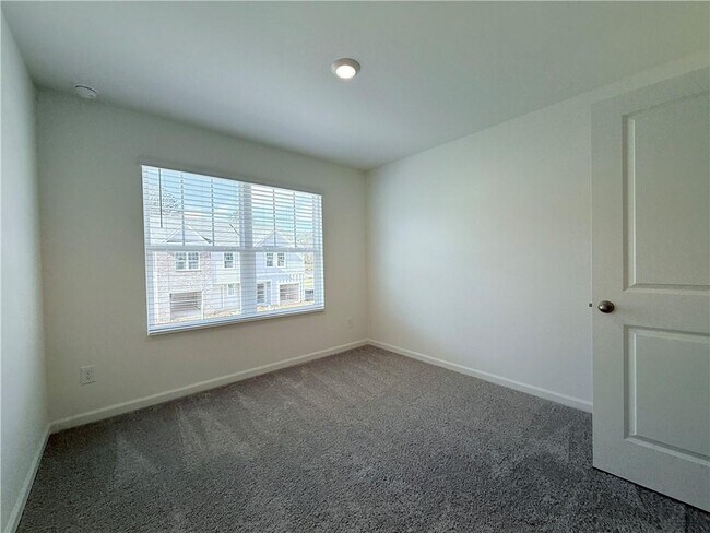 Building Photo - 3519 Condor Ct