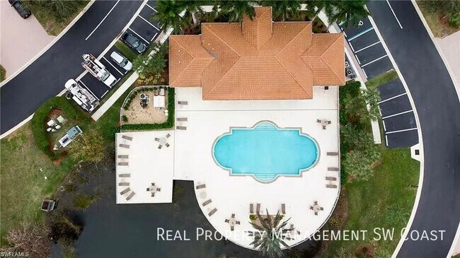Building Photo - 7210 Bergamo Way