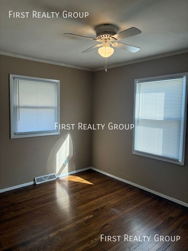 Building Photo - 81 Dayspring-