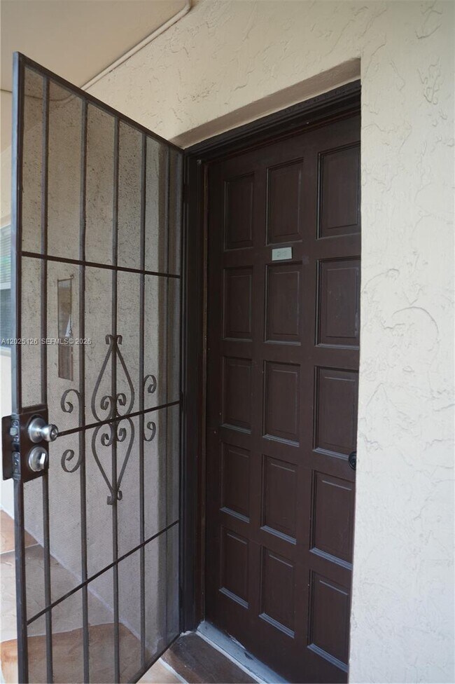 Building Photo - 6001 N Falls Cir Dr
