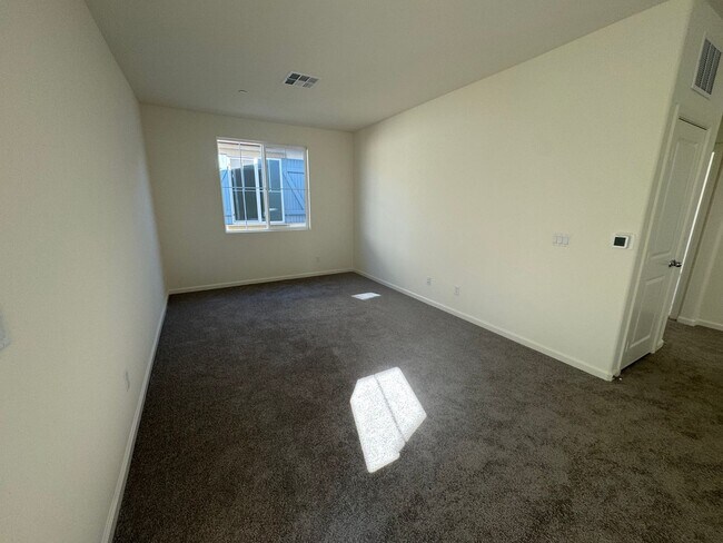 Building Photo - Beautiful Brand-New Home (Price Drop)>>>> Call Today>>>>