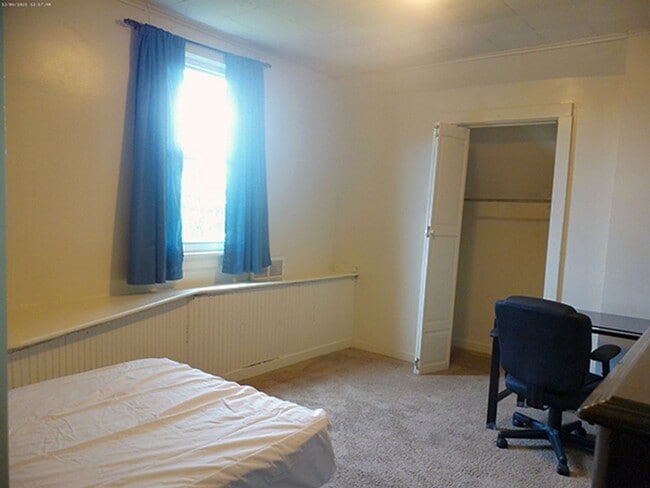 Building Photo - 113 Comstock Pl