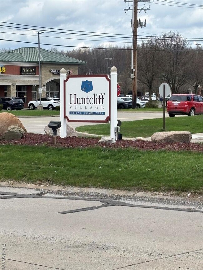 Building Photo - 15222 Ashley Ct