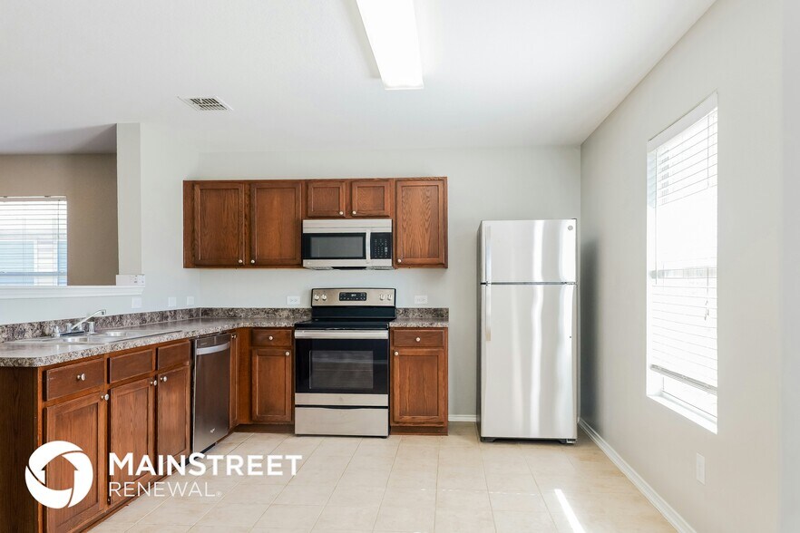 Building Photo - 837 Santa Rosa Dr