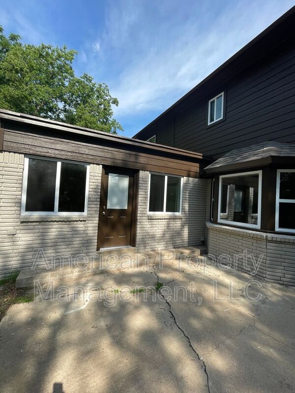 Building Photo - 7526 E 55th Pl