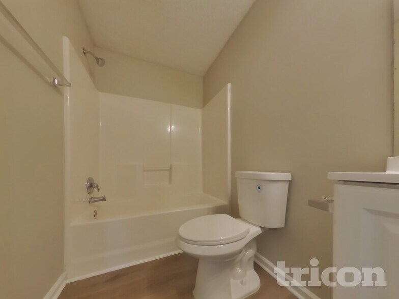 Building Photo - 34 Glenabbey Dr