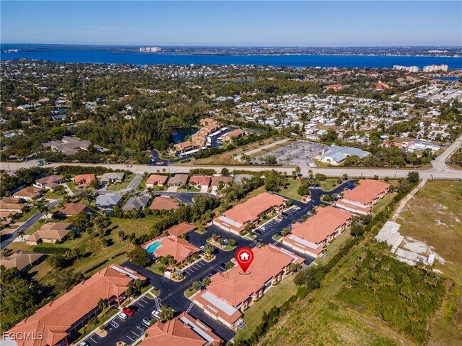 Building Photo - 15989 Mandolin Bay Dr