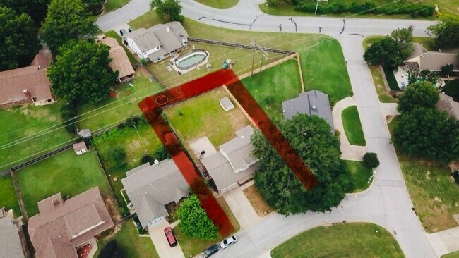 Building Photo - Spacious 4 bed 2.5 bath in Union Schools