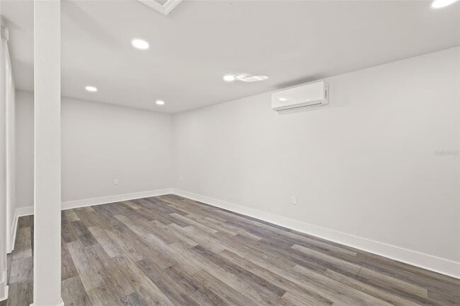 Building Photo - 3817 W Bay to Bay Blvd