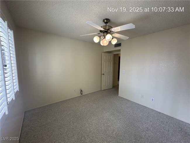 Building Photo - 398 Decareo Ct