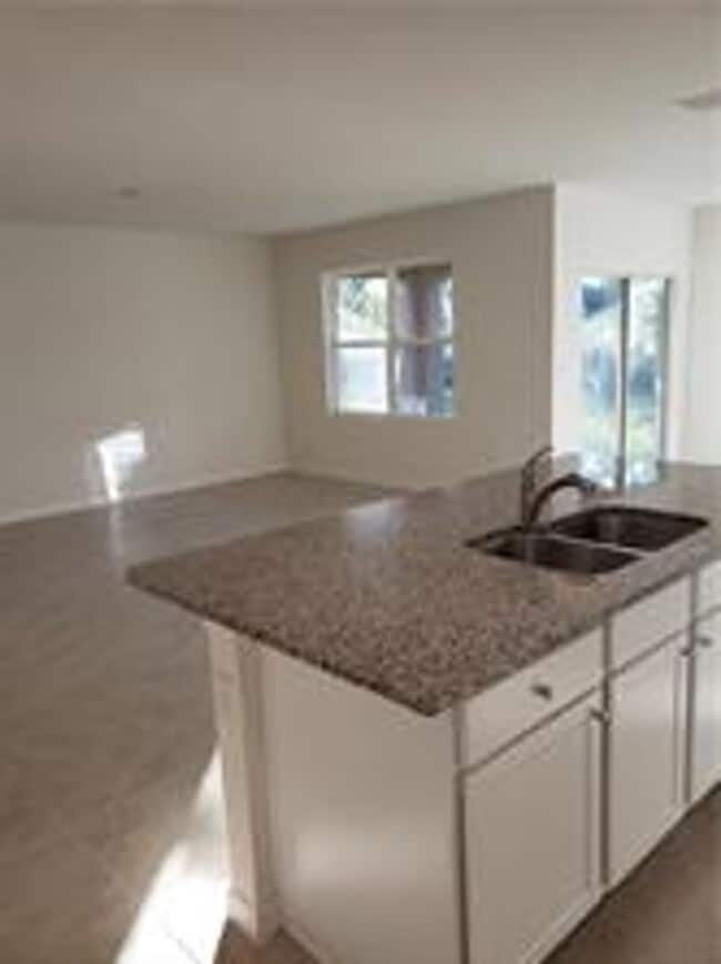 Building Photo - Riviera Bella - River Community Welcome to your new home!