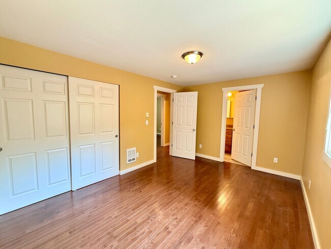 Building Photo - Updated 3BR Rambler | RV/Boat Parking | Gardener’s Backyard