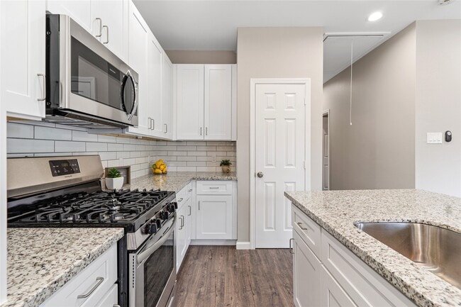 Building Photo - 5107 Groveton St