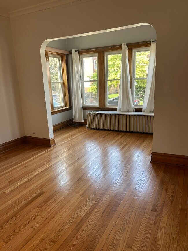 Building Photo - 2237 Elmwood Ave