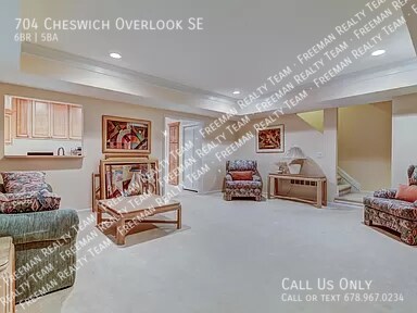 Building Photo - 704 Cheswich Overlook SE