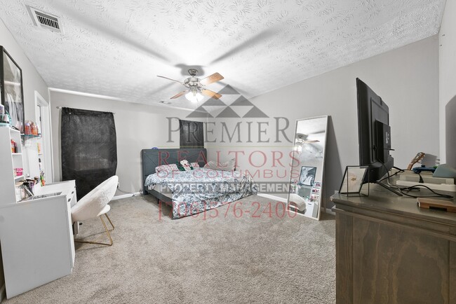 Building Photo - 3828 Anglin Ct