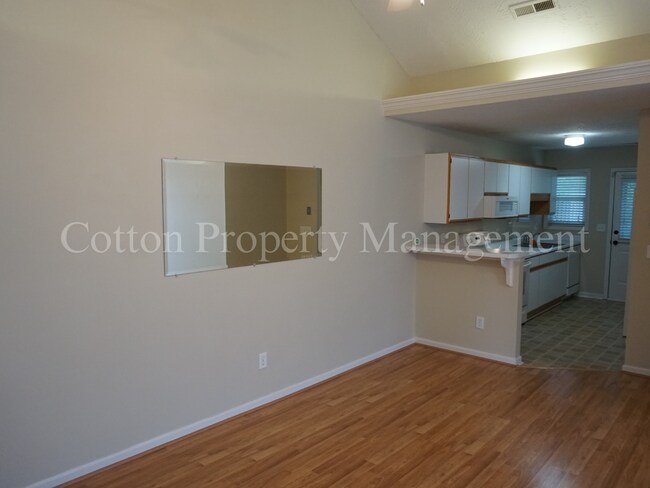 Building Photo - 2BR/2BA- Townhome in Wilmington near Monkey Junction - $1,500/month Pet friendly*