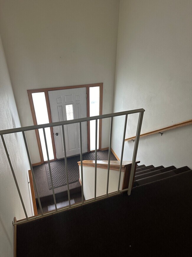 Building Photo - 1720 Remington Rd