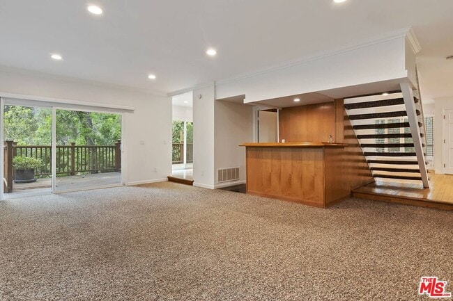 Building Photo - 2781 Woodwardia Dr