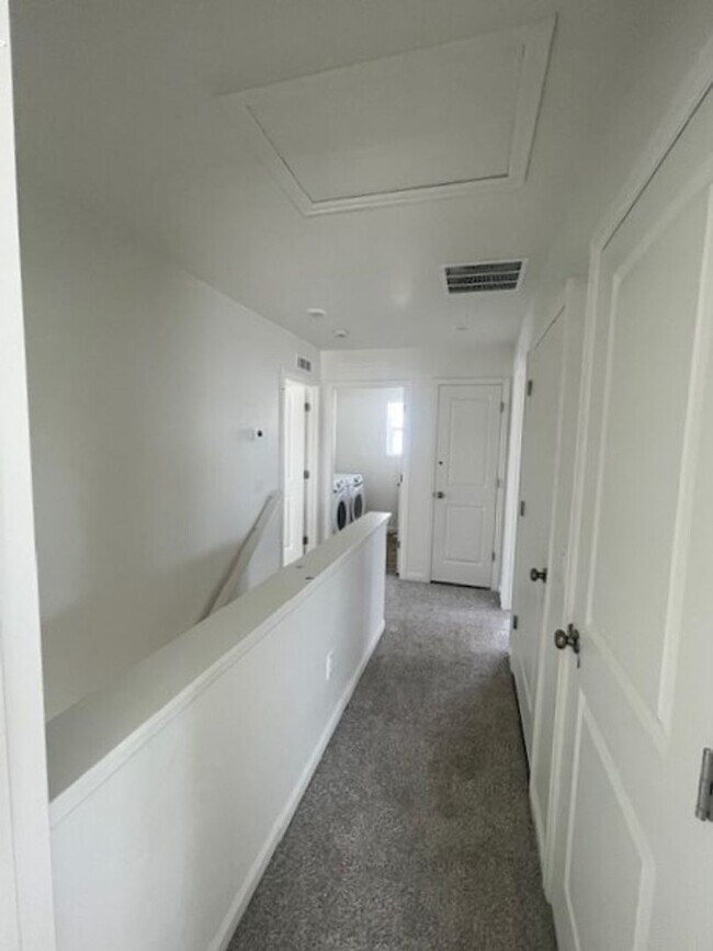 Building Photo - NEW Saratoga Springs Home