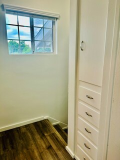 Building Photo - 11552 Ruffner Ave