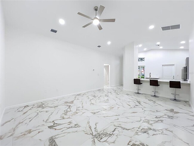 Building Photo - 11148 Pinewood Cove Ln
