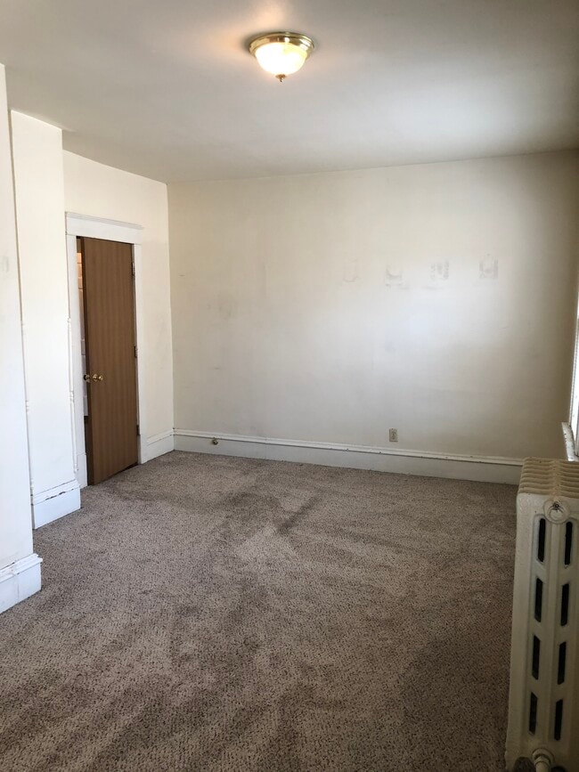 958 W 6th Ave 958 W 6th Ave Oshkosh WI 54902 Apartment Finder