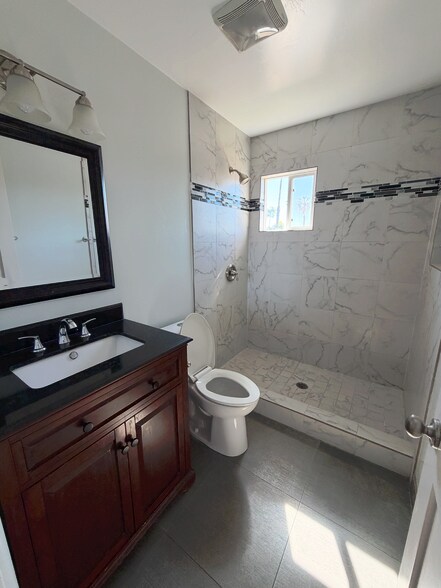 Building Photo - 265 La Veta Ave