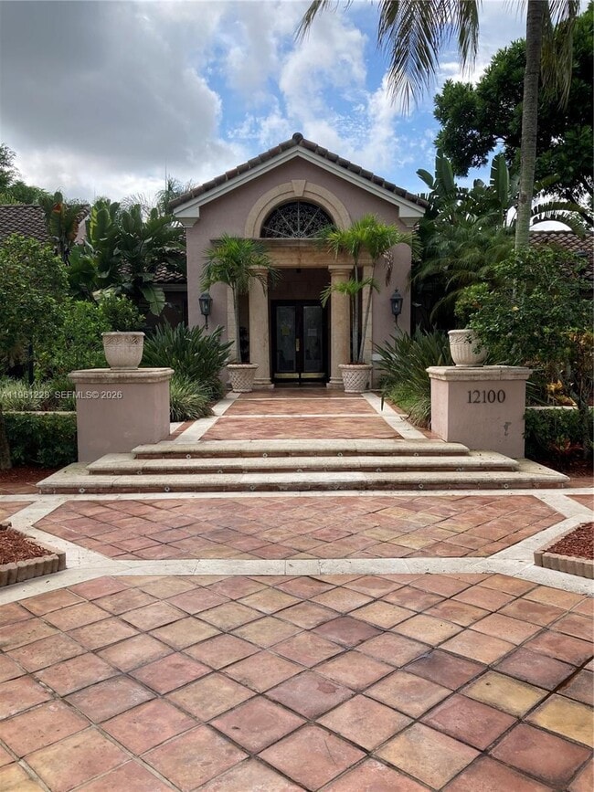 Building Photo - 12124 St.Andrews Pl