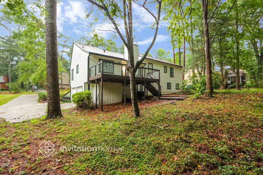 Building Photo - 799 Lost Creek Cir