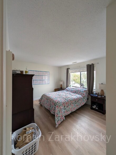 Building Photo - 25 Webster Ave