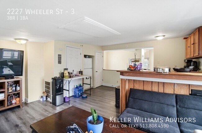 Building Photo - 2227 Wheeler St