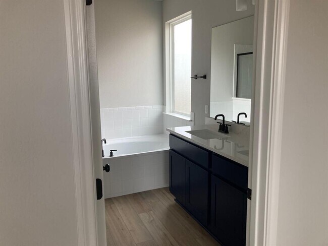 Building Photo - 2131 Alice Jay Wy