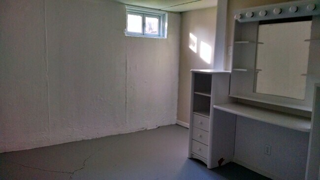 Building Photo - 7830 Donnelly Ave