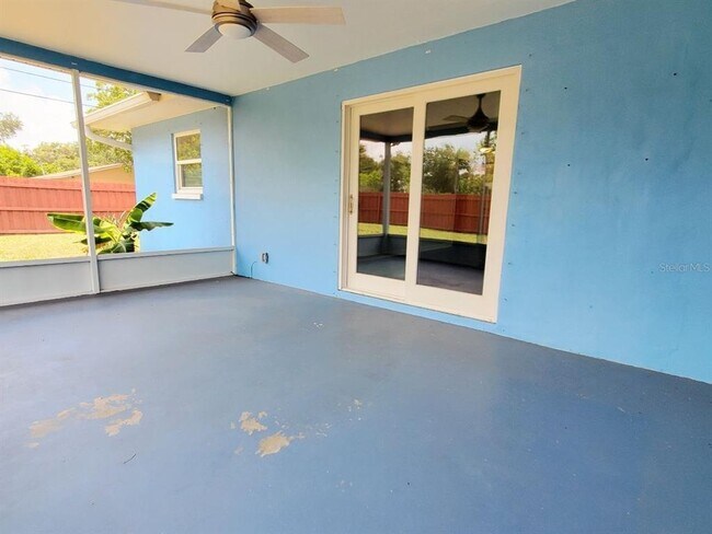 Building Photo - 507 Vine Ave
