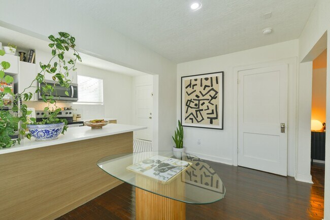 Building Photo - 4203 Rusk St
