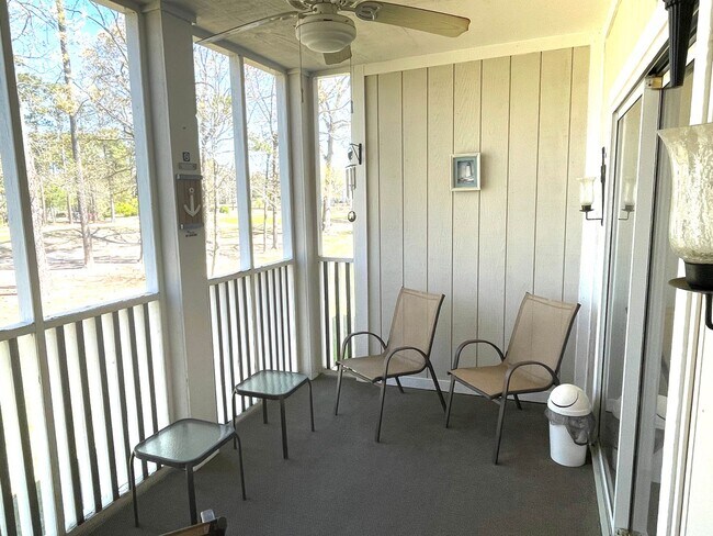 Building Photo - 4420 Eastport Blvd