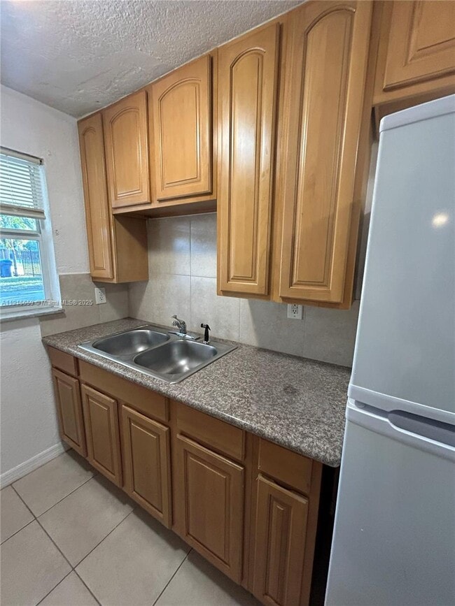 Building Photo - 1126 SW 15th Terrace