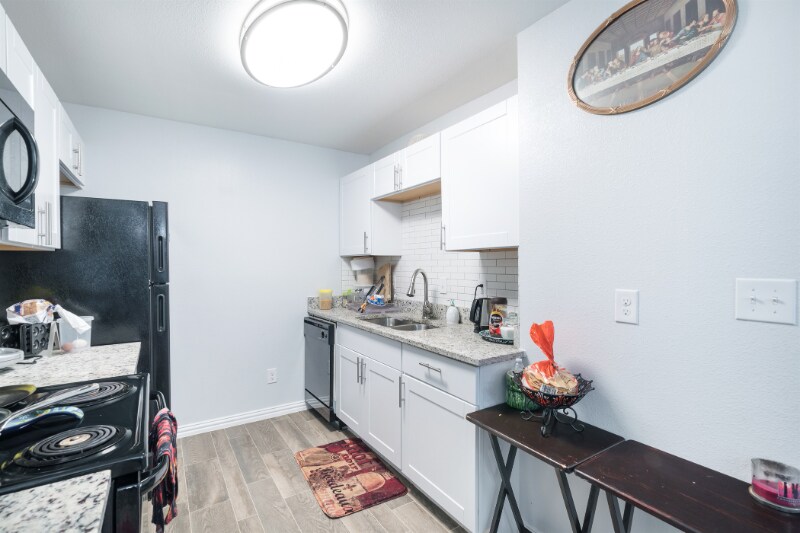 Building Photo - 2835 Villa Creek Dr